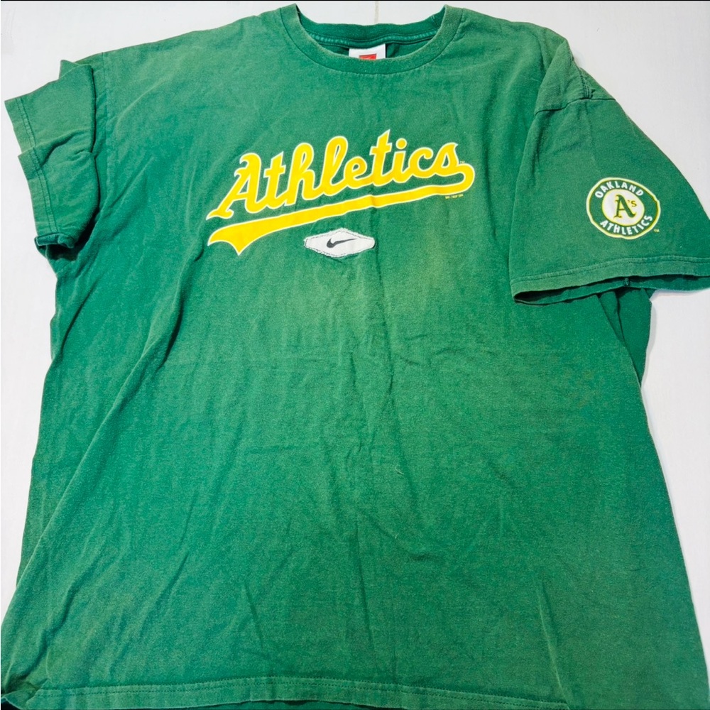 Vintage Nike Oakland Athletics Green Tee XL